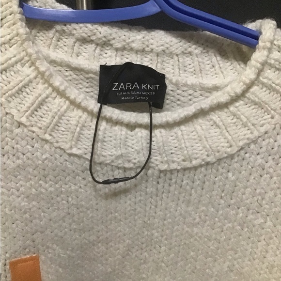 Zara embroidered sweater - Picture 2 of 3